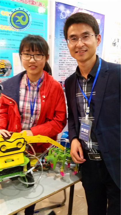 七中学子在省科技创新大赛摘金夺银(图2)