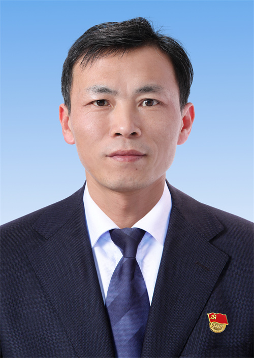 巫绪忠 总务处主任.jpg 巫绪忠 总务处主任.jpg
