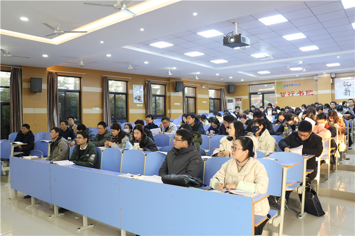 高三级部:凝心聚力献良策,群策群力备“一模”(图6)