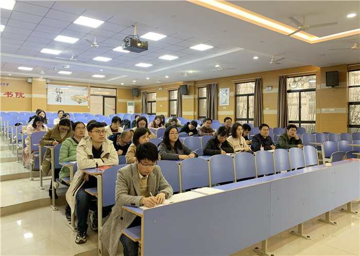 办公室:luck18平台第一党支部召开组织生活会(图1)