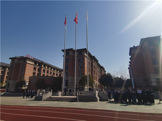国旗下的讲话:你养成好习惯了吗?(图2)