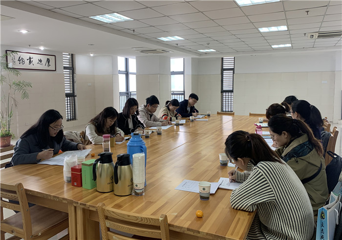 高三级部:深度研究 坦诚分享 相互启发 明确方向(图4)