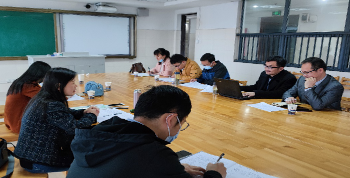 高三级部:同课异构展风采 课标研读备高考(图2)