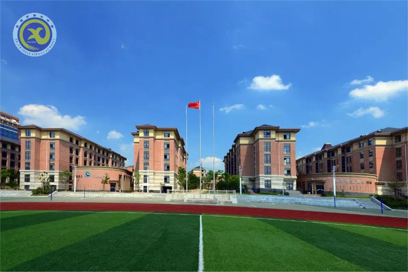 luck18平台田径场 ——灯光足球场