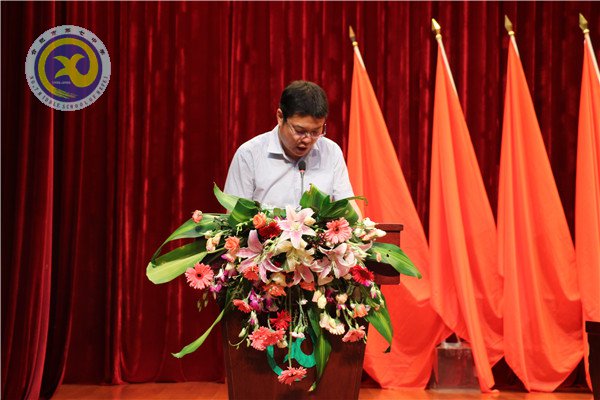 党旗飘扬风帆劲 创先争优谱华章(图6) 党旗飘扬风帆劲 创先争优谱华章(图6)
