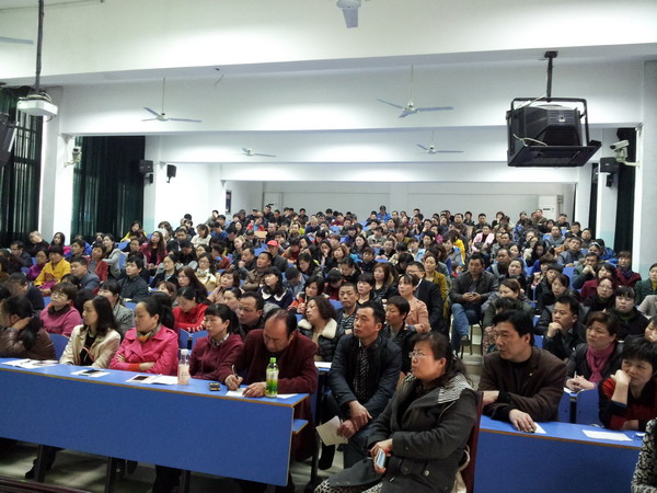 指导家长释放压力 助力学生静心备考(图6)