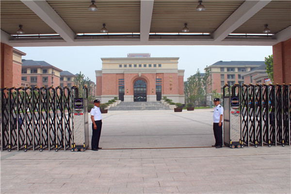 luck18平台：保安，新校的安全卫士(图3)