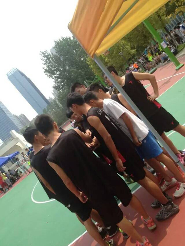 篮球运动永不息,阳光体育永不止(图1)