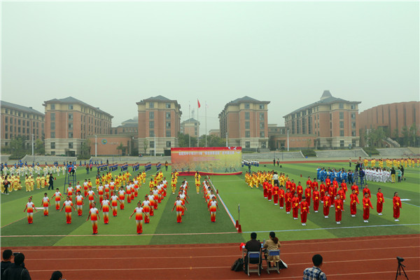 英雄少年 “武”动青春(图2)