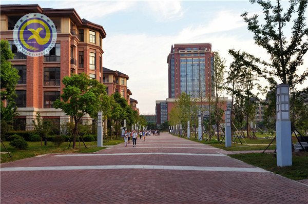 下载18新利(图2)