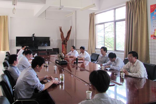  下载18新利·农兴中学合作共建 简报(图7)