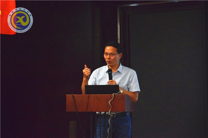 luck18平台举办2017年度德育工作研讨会(图7)