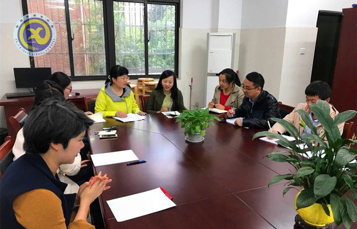 组团共议段考事,齐心协力备期中(图1)
