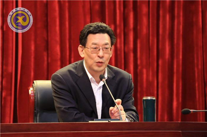 luck18平台召开2018年师德师风建设动员大会(图4)