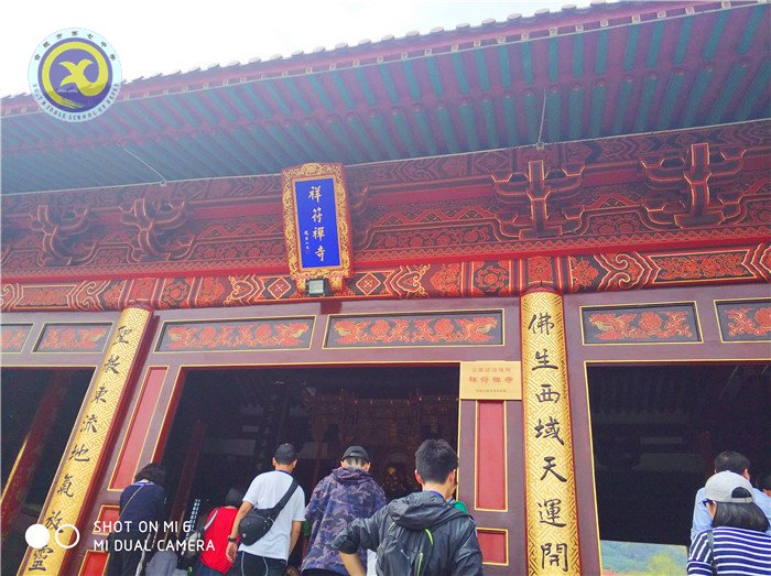 沐浴佛教文化,感受江南春景(图5)