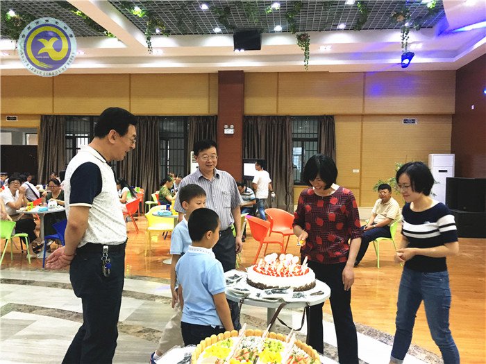 弘扬高尚师德 潜心立德树人(图6)