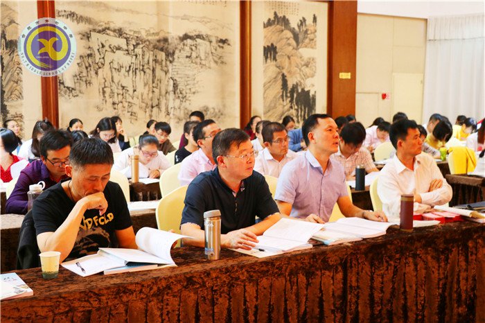 铸就事业成就 成为幸福教师(图2)