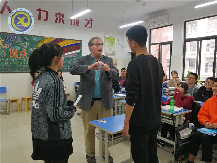 故友重逢游新校,名师东来送真经(图5)