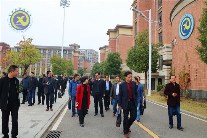 静心办学,校长最美的姿态(图10)