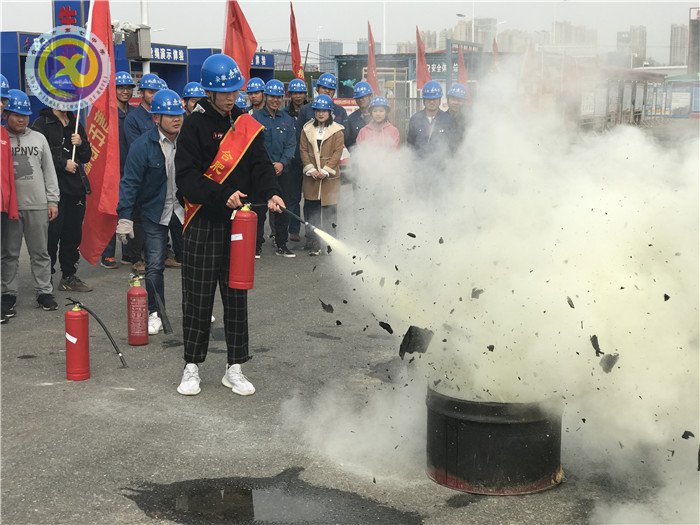 关爱留守生,你我在行动(图8)