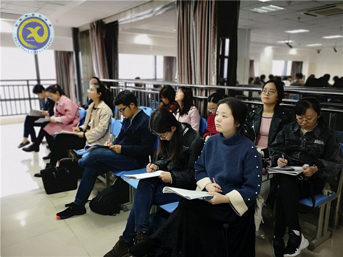 品读《谈中国诗》   共话诗意语文(图1)