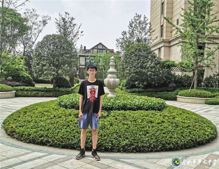 我与七中共成长之高三(12)班优秀学生(图2)