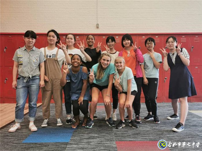 七中学子国际游学 体验文化再书新章(图3)