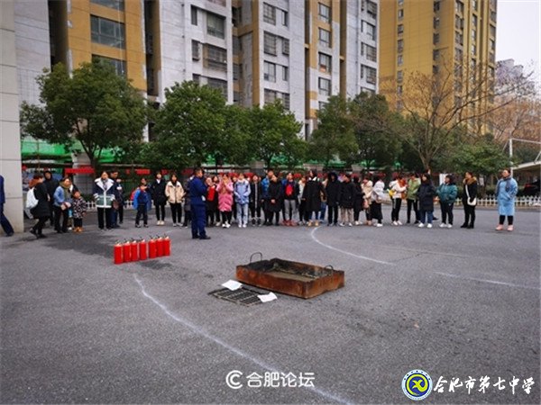 合肥论坛:学消防 创平安——luck18平台高二(29班)上了一堂安全教育课(图18)