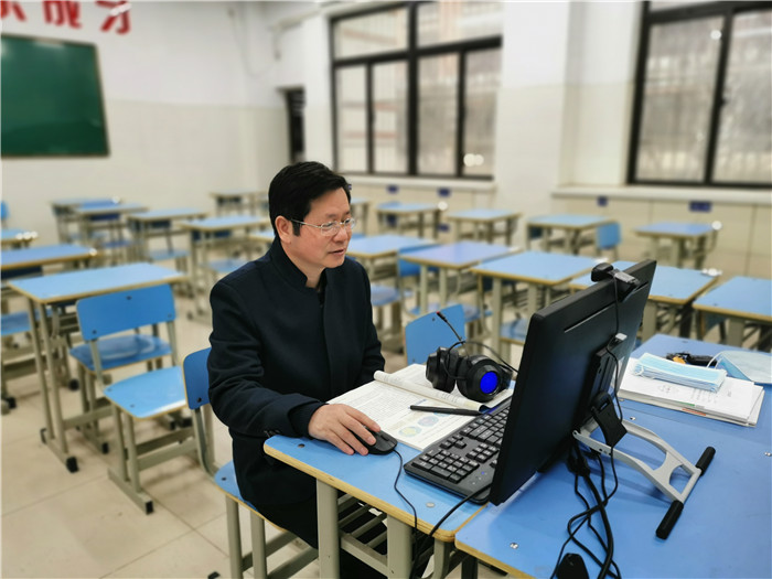 抗疫教育两不松,七中地理在行动(图2)