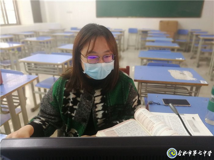 园丁殷殷寄芳语,桃李萋萋笑春风(图1)