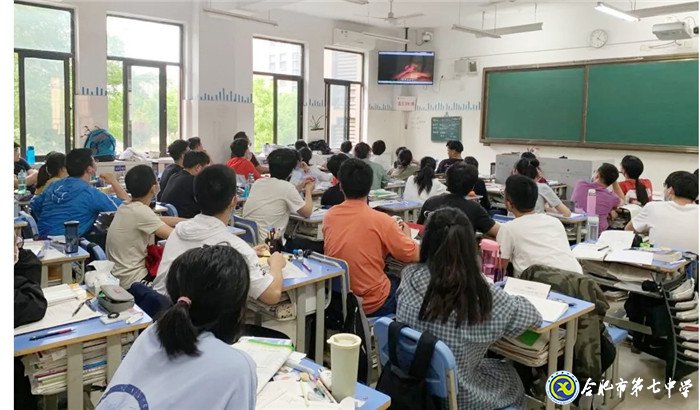 珍爱生命、阳光成长——记luck18平台“525”心理健康节(图4)
