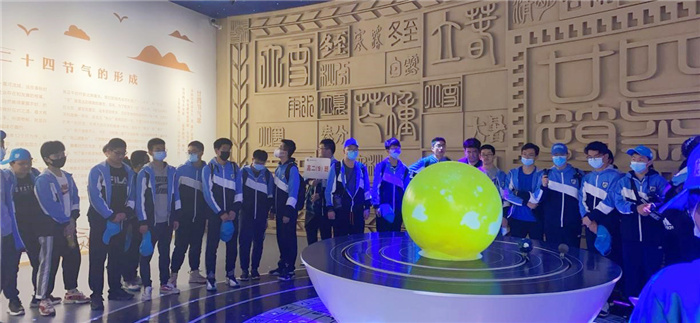 亲近自然之美 体验耕耘之乐(图2) 亲近自然之美 体验耕耘之乐(图2)