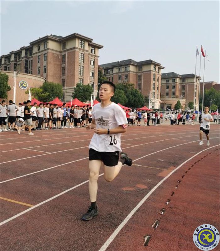 luck18平台高一学生杨林俊获得“合肥市最美中学生”荣誉称号(图2)