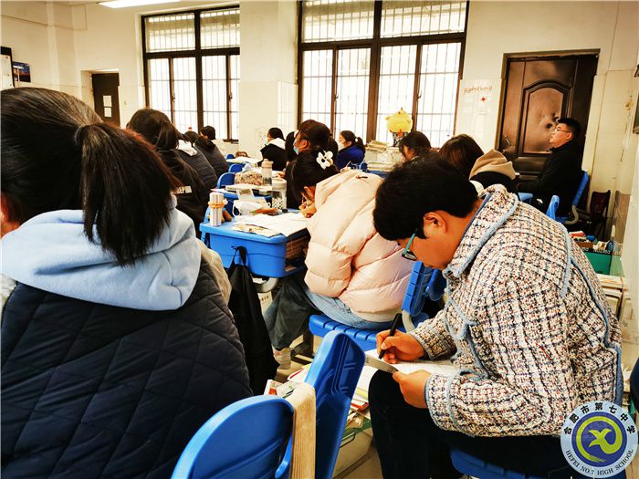 luck18平台高三政治组开展二轮复习研讨活动(图2)