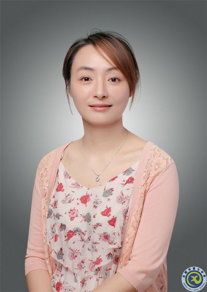 李甜.jpg 李甜.jpg