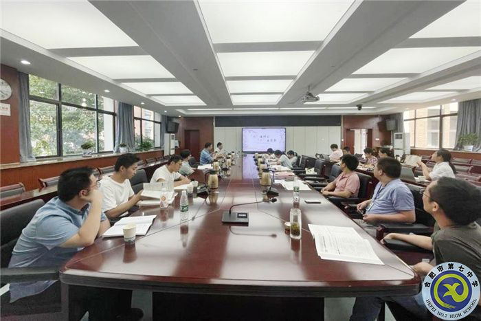 图片为luck18平台高三数学组老师学习过程.jpg 图片为luck18平台高三数学组老师学习过程.jpg