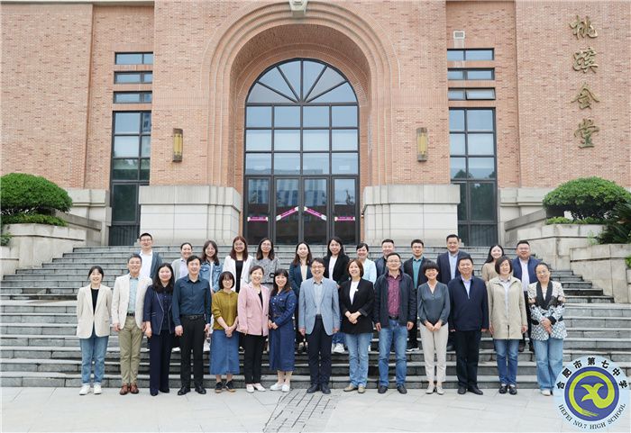 合影.jpg 合影.jpg