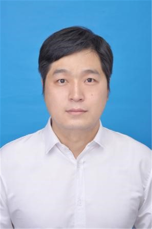 梁晋文.jpg 梁晋文.jpg