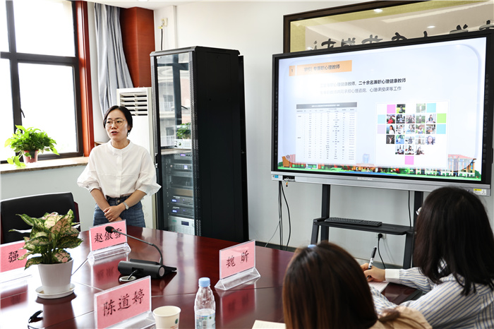 皖智教育集团考察团莅临luck18平台参观考察(图5) 皖智教育集团考察团莅临luck18平台参观考察(图5)