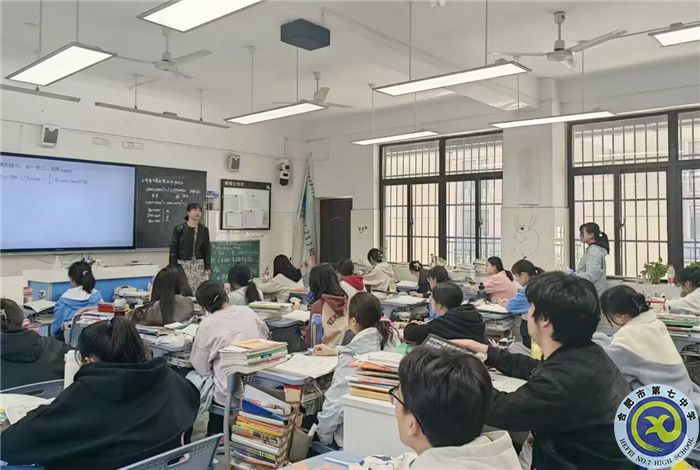 顾雪.jpg 顾雪.jpg