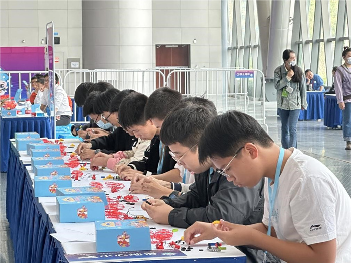 无人机3.jpg 无人机3.jpg