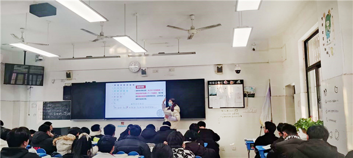 化学2.jpg 化学2.jpg