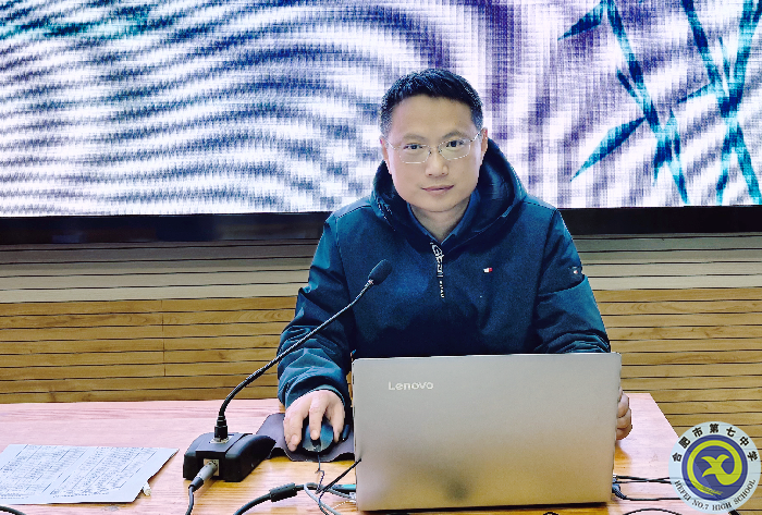 luck18平台高一年级召开全体教师会议(图4)