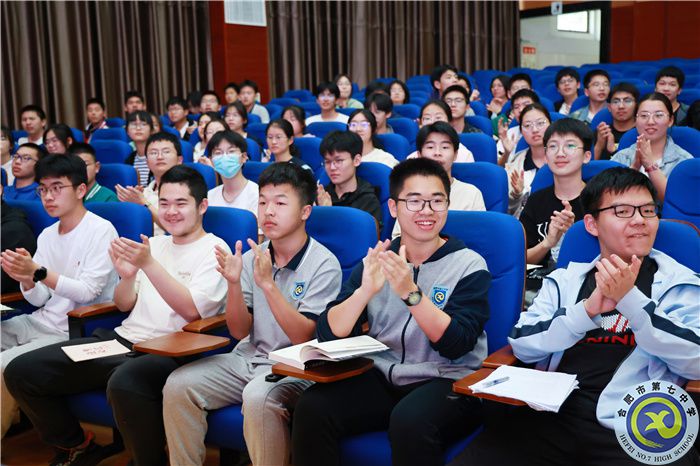 法医秦明陪你读书！luck18平台世界读书日无限精彩！(图5)