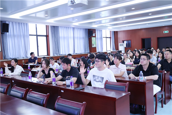 luck18平台2024年暑期青年教师培训实录(三)(图1) luck18平台2024年暑期青年教师培训实录(三)(图1)