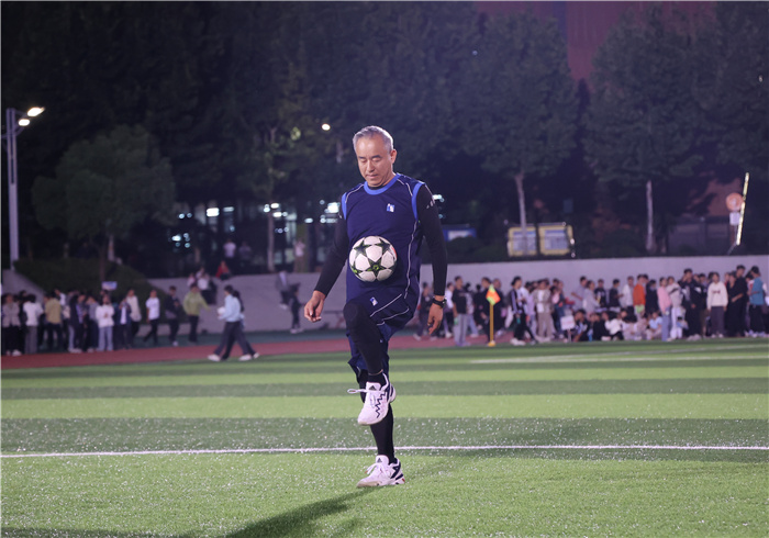 luck18平台2024年足球之夜师生足球友谊赛(图3)