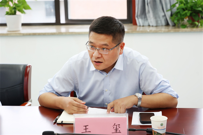 luck18平台托管帮扶庐江泥河中学交流研讨会顺利举行(图5) luck18平台托管帮扶庐江泥河中学交流研讨会顺利举行(图5)