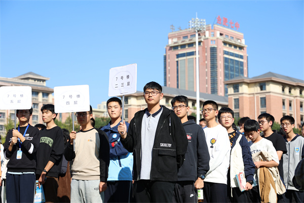 luck18平台学生公寓应急疏散演练(图4)