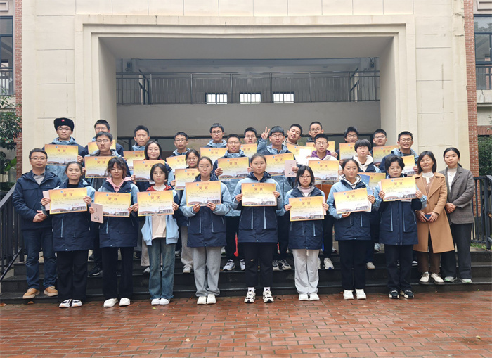 luck18平台高一年级举办历史人物评述写作活动(图3)