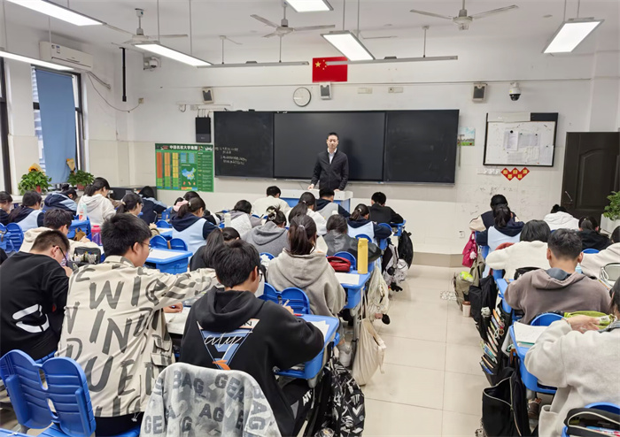 高二历史学科特色活动宣传2.jpg 高二历史学科特色活动宣传2.jpg